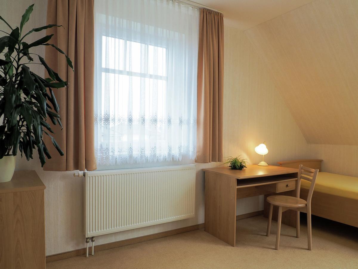 Modern Apartment In Kuhlungsborn With Garden Exterior photo